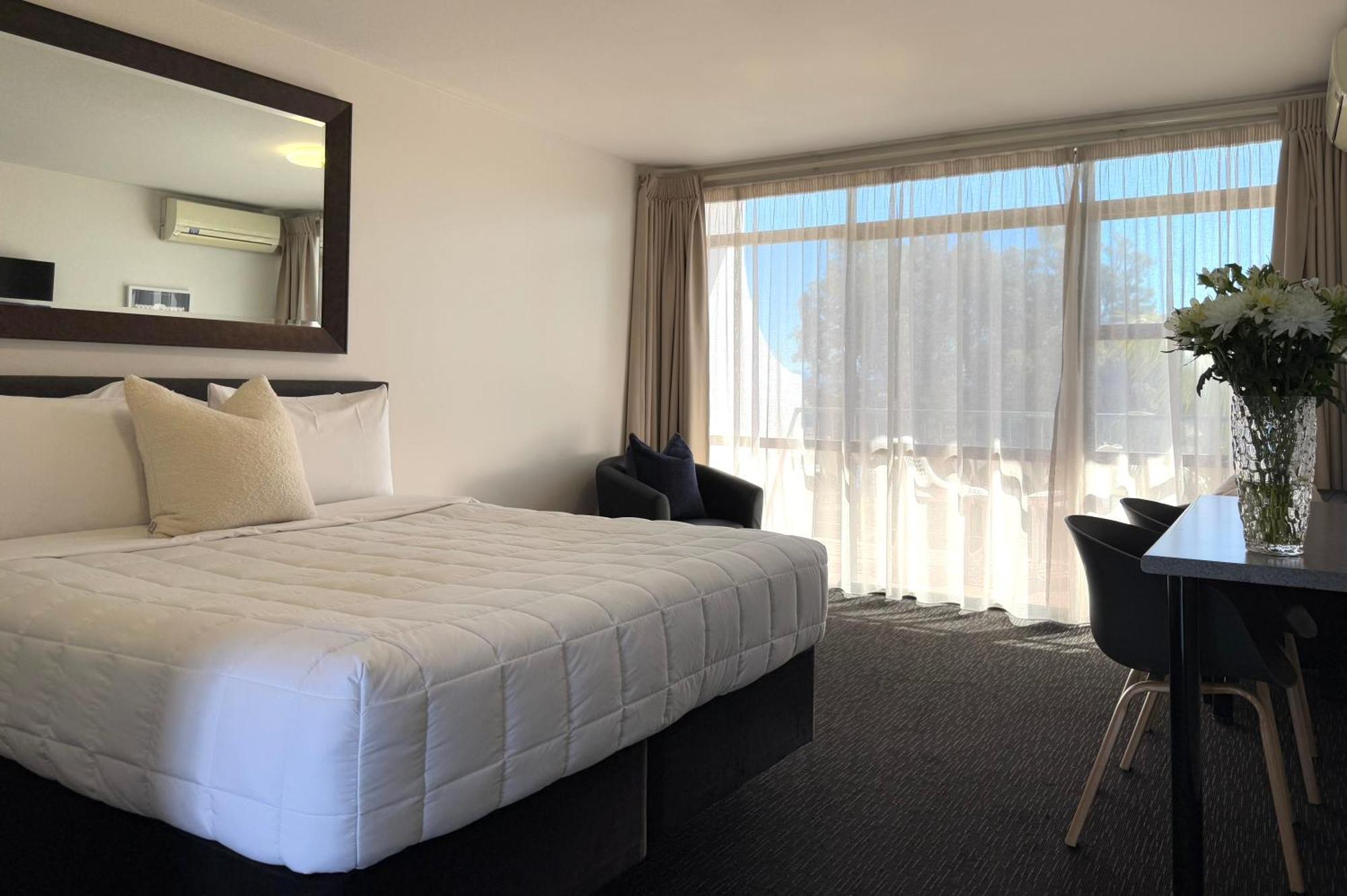 Bluewater Hotel Нейпир Экстерьер фото