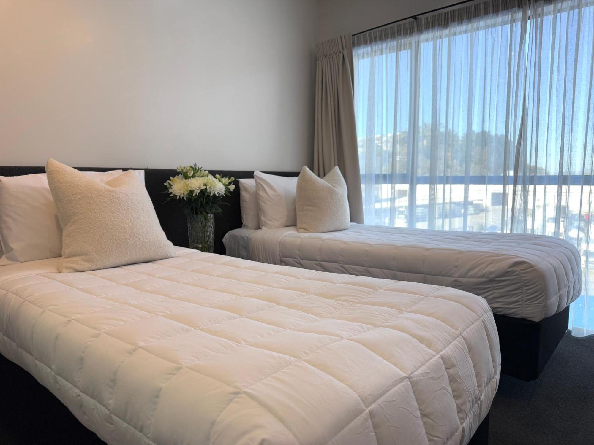 Bluewater Hotel Нейпир Экстерьер фото