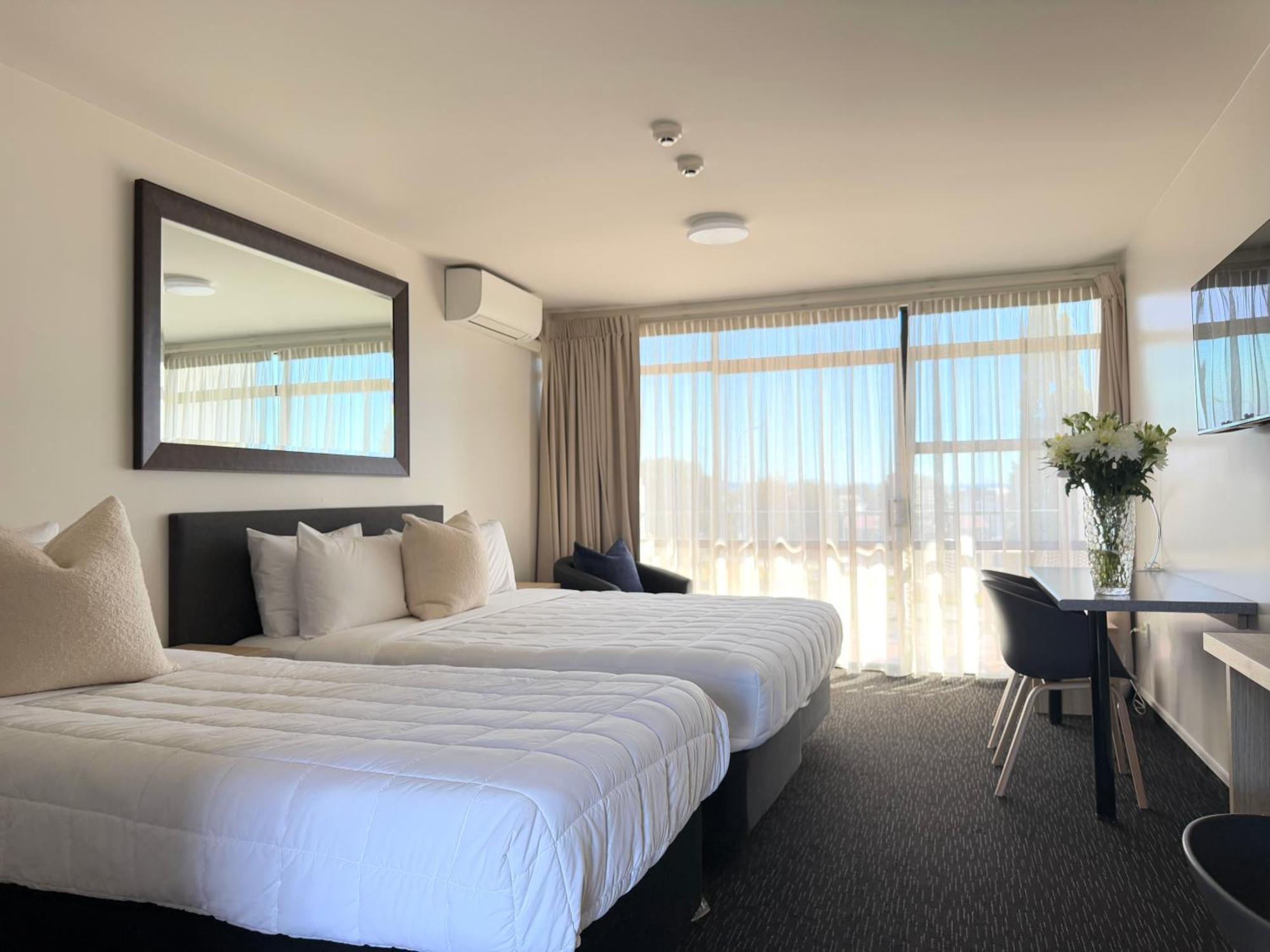 Bluewater Hotel Нейпир Экстерьер фото