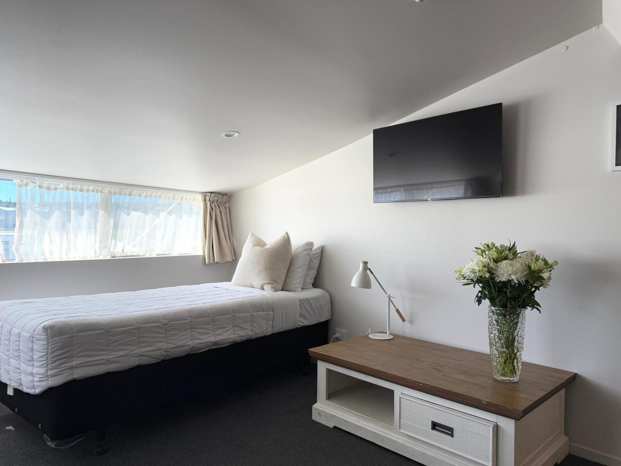 Bluewater Hotel Нейпир Экстерьер фото